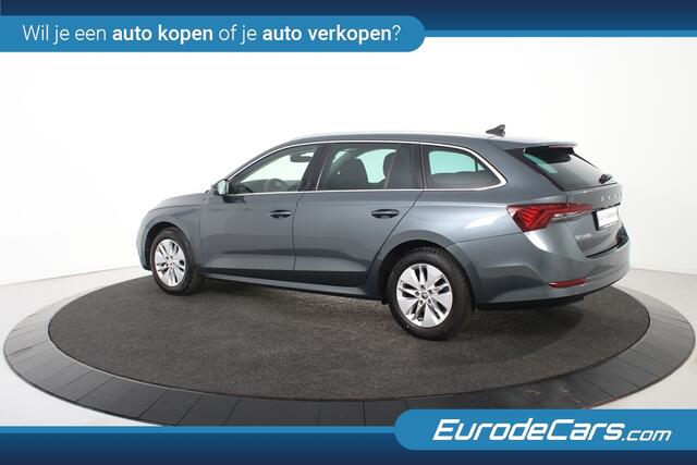 Skoda OCTAVIA Combi 1.0 e-TSI Ambition Automaat *1ste Eigenaar*Navigatie*Trekhaak*