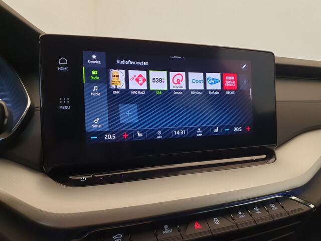 Skoda OCTAVIA Combi 1.5 e-TSI 150pk DSG/AUT Business Edition Wegklapbare trekhaak, Camera, Winterpakket