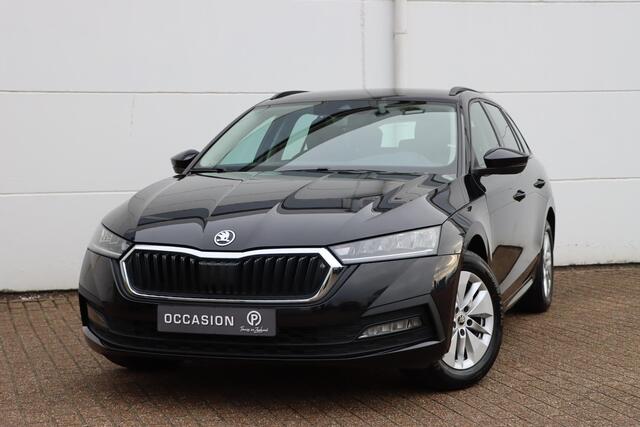 Skoda OCTAVIA Combi 1.0 TSI | Ambition | 110pk | Adaptive | Carplay | Sensoren Achter