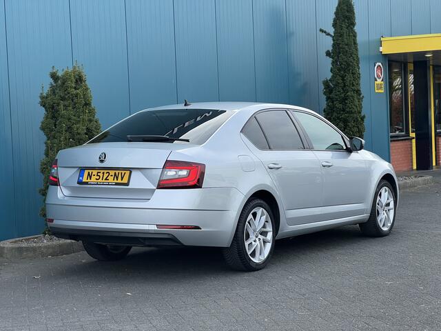 Skoda OCTAVIA 1.0 TSI Greentech Ambition Business CARPLAY/ANDROID | STOELVERW | CRUISE | NAV | PDC | DAB | LMV