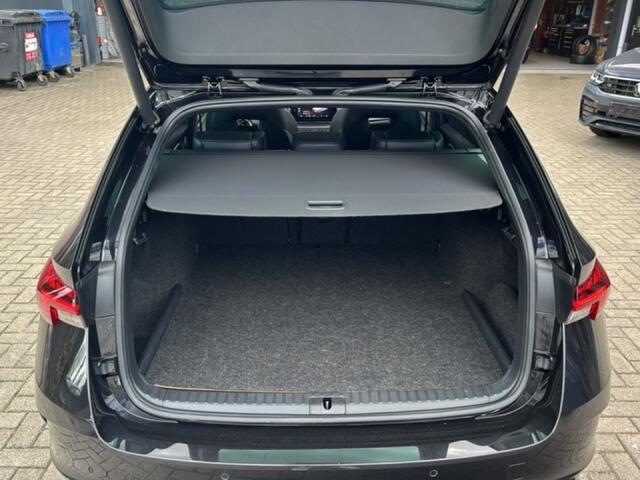 Skoda OCTAVIA 1.4 TSI iV RS FIRST EDITION PANO-DAK/CAMERA/ELEK-KLEP/MEM/ACC/CANTON/STOELVERW