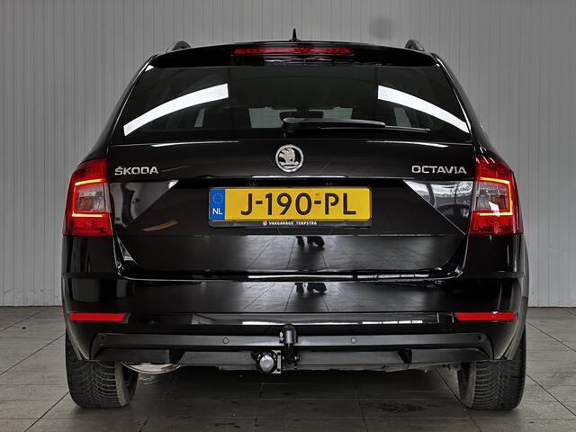 Skoda OCTAVIA Combi 1.5 TSI Greentech Business Edition /150PK! /AUTOMAAT! /Trekhaak! /Apple + Android /Navi /Climat /Cruise /Elek. pakket /Stoelverw. /Bluetooth /Multi. LEDER Stuur /16"LMV /PDC /Extra getint glas.