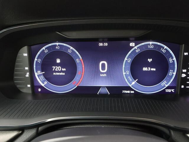 Skoda OCTAVIA Combi 1.0 e-TSI Ambition | 110 PK | Automaat | Trekhaak wegklapbaar | Navigatiesysteem |