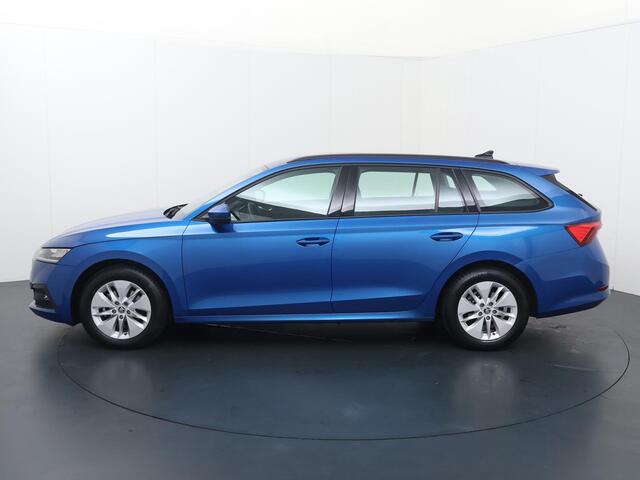 Skoda OCTAVIA Combi 1.0 e-TSI Ambition | 110 PK | Automaat | Trekhaak wegklapbaar | Apple Carplay/Android Auto |