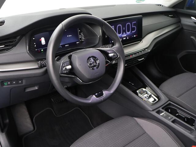 Skoda OCTAVIA Combi 1.0 e-TSI Ambition | 110 PK | Automaat | Trekhaak wegklapbaar | Apple Carplay/Android Auto |