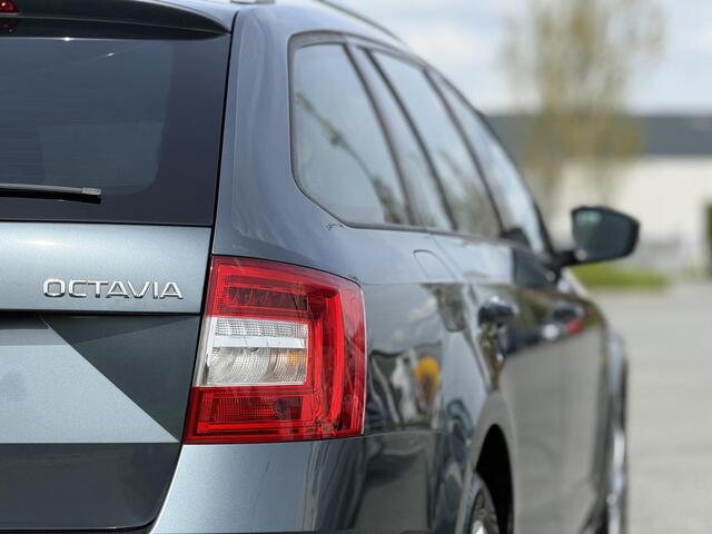 Skoda OCTAVIA Combi 1.5 TSI Greentech Ambition Business Automaat | Navi | Cruise