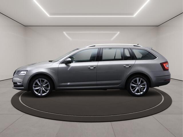 Skoda OCTAVIA Combi 1.5 TSI 150 PK Automaat Greentech Style Business, Carplay, Cruise Control, Stoelverwarming