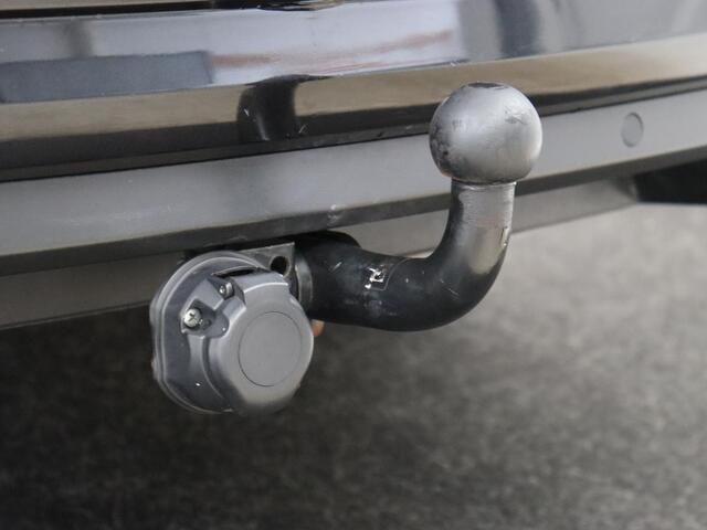 Skoda OCTAVIA 1.5 TSI Ambition Business | Automaat | Trekhaak | Carplay | Navigatie | Parkeerhulp | Climate control | Bluetooth | Cruise control