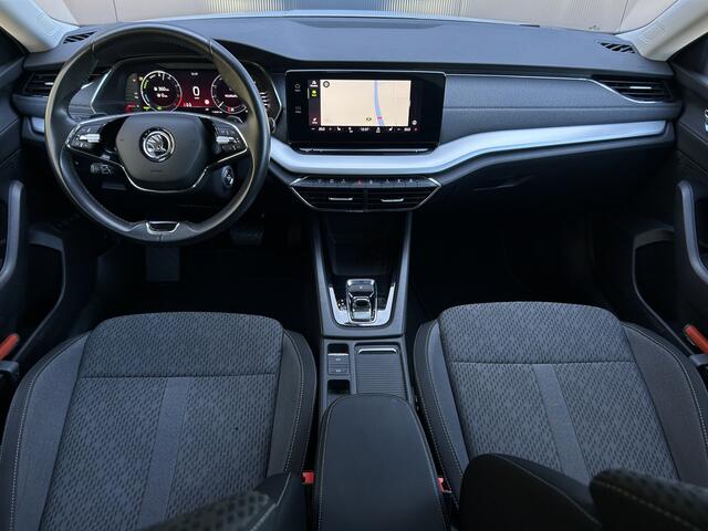 Skoda OCTAVIA Combi 1.4 TSI iV PHEV 1e EIGENAAR METALLIC VIRTUAL COCKPIT ADAPT CRUISE LED NAVI ECC TREKHAAK