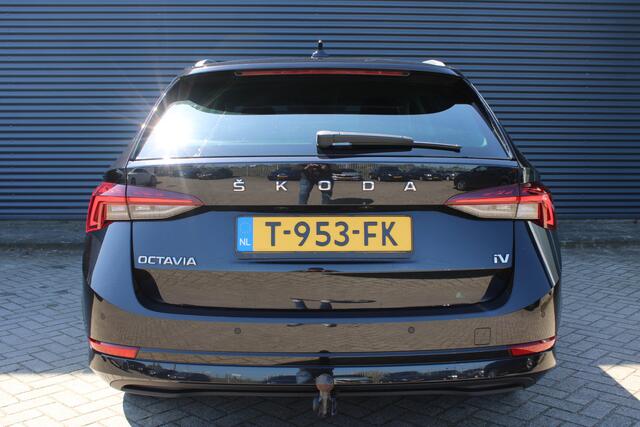 Skoda OCTAVIA Combi 1.4 TSI iV PHEV Business Edition Plus Elek-trekhaak CarPlay Stoelverwarming