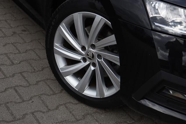 Skoda OCTAVIA Combi 1.4 TSI iV PHEV Business Edition | 18 Inch | Led | Carplay |