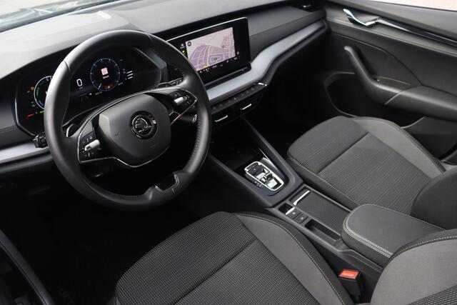 Skoda OCTAVIA Combi 1.4 TSI iV PHEV Business Edition | 18 Inch | Led | Carplay |