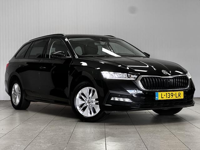 Skoda OCTAVIA Combi 1.0 TSI Business Edition/ Virtual Dashb./ Keyless-GO/ Elek. Kofferklep/ LED Koplampen/ Extra getint glas/ Apple + Android/ DAB+/ Navi/ Clima/ Cruise/ Bluetooth/ Multi. LEDER. Stuur/ 16'' LMV/ Dakrails.