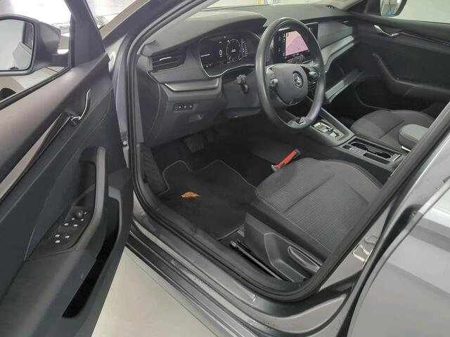 Skoda OCTAVIA Combi 1.0 TSI e-TEC DSG Ambition LED / PDC / Navigatie