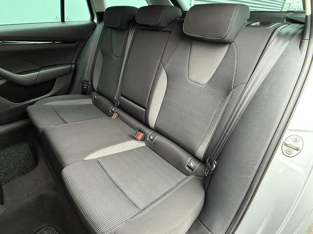 Skoda OCTAVIA Combi BWJ 2022 | 1.0TSI 111PK Business Ed | CLIMA | NAVI | PDC | PRIVACY GLASS | CARPLAY | CRUISE | VIRTUAL COCKPIT