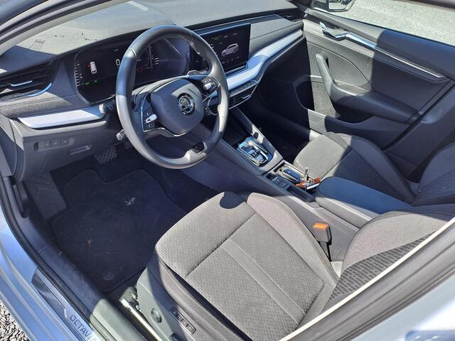 Skoda OCTAVIA Combi 1.4 TSI iV PHEV Business Edition Panoramadak, Trekhaak,