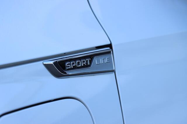 Skoda OCTAVIA Combi 1.4 TSI iV PHEV Sportline Business 204pk DSG6 | SOH 95,2% | HUD | Stoelverw voor- en achter | Adaptive