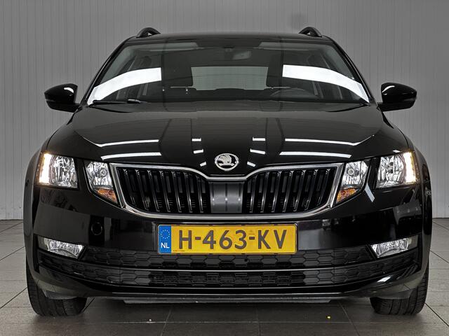 Skoda OCTAVIA Combi 1.0 TSI Greentech Business Edition/ Apple + Android/ Trekhaak/ 16'' LMV/ Navi/ Clima/ Cruise/ Elek. pakket/ Isofix/ Bluetooth/ Armsteun/ Multi. LEDER. Stuur/ Mistl./ PDC/ Dakrails.