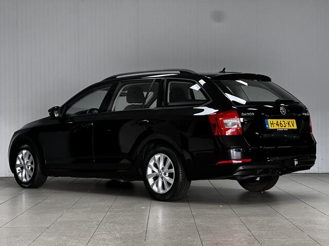 Skoda OCTAVIA Combi 1.0 TSI Greentech Business Edition/ Apple + Android/ Trekhaak/ 16'' LMV/ Navi/ Clima/ Cruise/ Elek. pakket/ Isofix/ Bluetooth/ Armsteun/ Multi. LEDER. Stuur/ Mistl./ PDC/ Dakrails.
