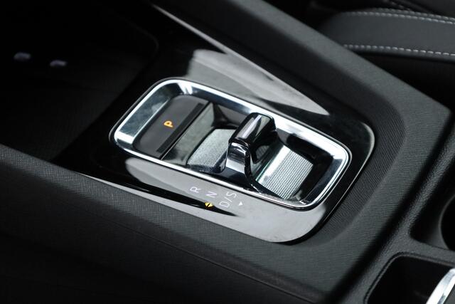 Skoda OCTAVIA Combi 1.4 TSI RS iV PHEV Business | Pano | HUD | Canton Audio | Massage | Elek. Stoelen | Keyless | Camera | Adapt. Cruise