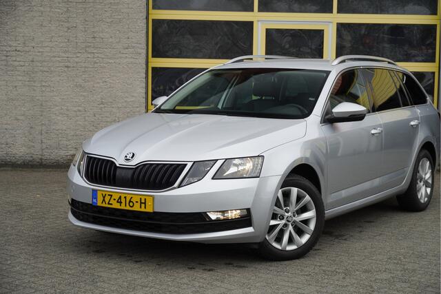 Skoda OCTAVIA Combi 1.0 TSI Ambition Business BJ2019 Lmv 16" | Led | Pdc | App-Connect | Navi | Climate control | Cruise control | Sportstuur | Verwarmde voorstoelen | Extra getint glas