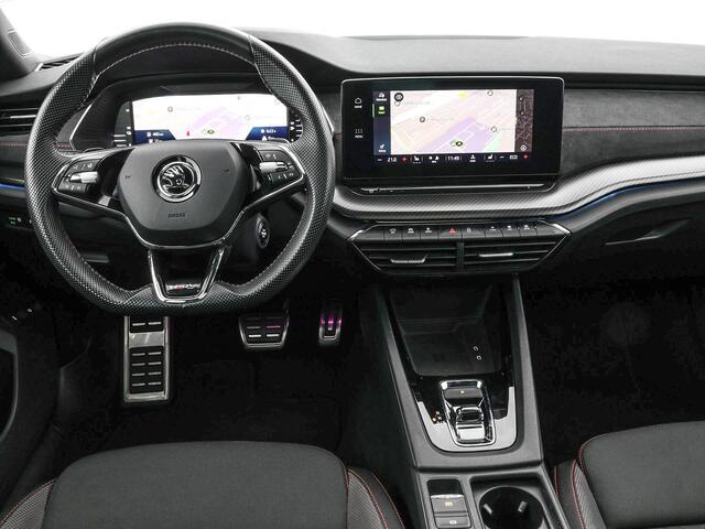 Skoda OCTAVIA Combi 1.4 TSI RS iV PHEV 245pk DSG Business · Panoramadak · Stuur- & Stoelverwarming · Keyless · Sfeerverlichting · Elek. Achterklep ·