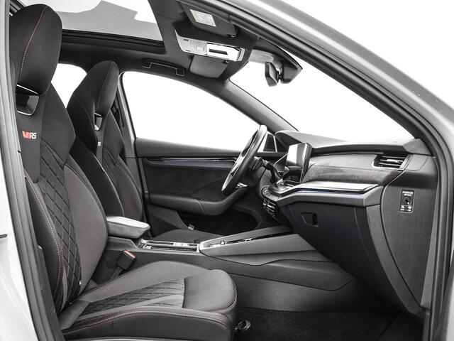 Skoda OCTAVIA Combi 1.4 TSI RS iV PHEV 245pk DSG Business · Panoramadak · Stuur- & Stoelverwarming · Keyless · Sfeerverlichting · Elek. Achterklep ·