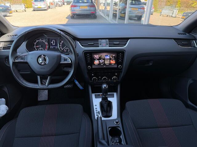 Skoda OCTAVIA Combi 1.5 TSI Greentech Sport Business - Automaat NL Auto Navi Apple Carply Android Auto Camera