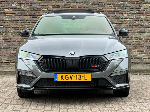 Skoda OCTAVIA Combi 1.4 TSI RS IV Panodak Head-Up ACC Canton Standkachel
