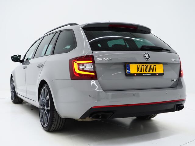 Skoda OCTAVIA Combi 2.0 TSI RS 245PK | Panoramadak | Sportstoelen | Canton | Keyless | Carbon | Camera | Sfeerlicht | Carplay