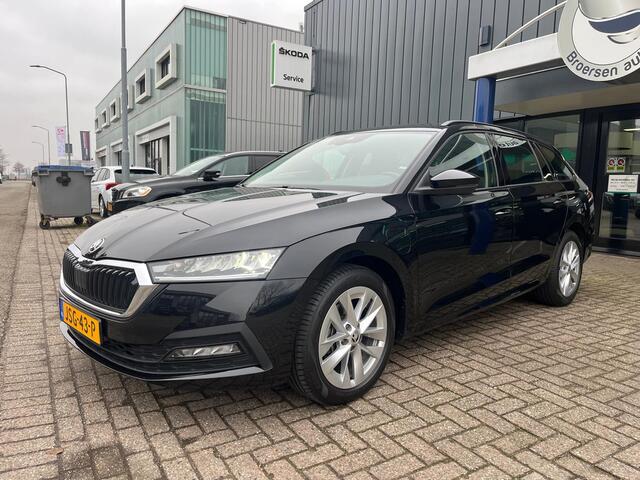 Skoda OCTAVIA Combi 1.4 TSI iV 204pk PHEV DSG Business Edition met Stoel- en S