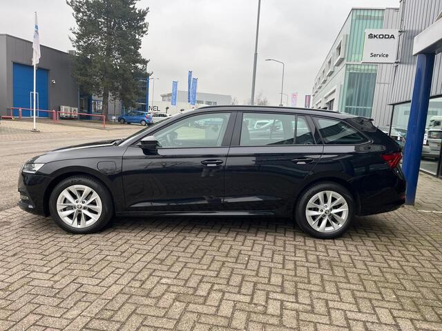 Skoda OCTAVIA Combi 1.4 TSI iV 204pk PHEV DSG Business Edition met Stoel- en S