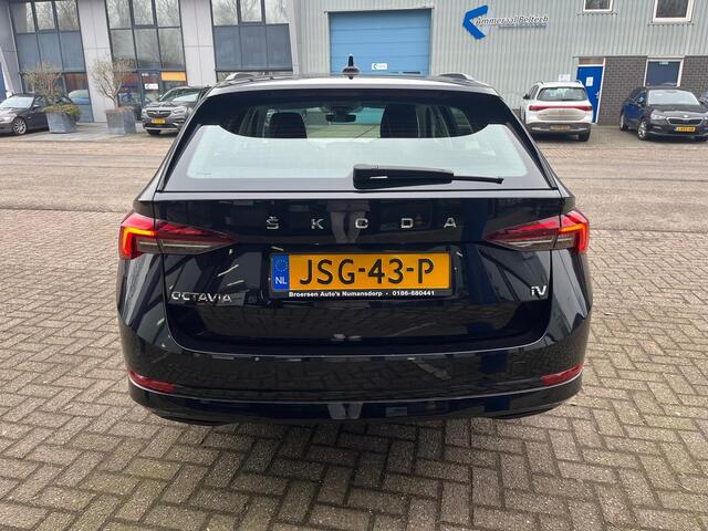 Skoda OCTAVIA Combi 1.4 TSI iV 204pk PHEV DSG Business Edition met Stoel- en S