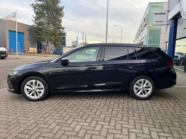 Skoda OCTAVIA Combi 1.4 TSI iV 204pk PHEV DSG Business Edition met Stoel- en S