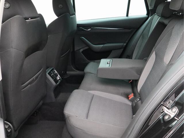 Skoda OCTAVIA Combi 1.0 TSI Business Edition/ trekhaak/ zeer mooi!