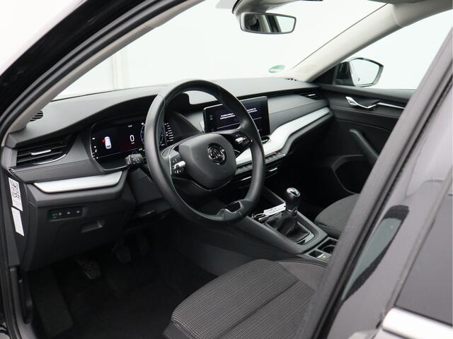 Skoda OCTAVIA Combi 1.0 TSI Business Edition/ trekhaak/ zeer mooi!