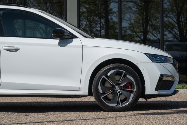 Skoda OCTAVIA Combi 1.4 TSI RS iV PHEV Business | Trekhaak | DCC | Camera | Stoel- Stuurverw. | ACC