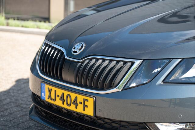 Skoda OCTAVIA 1.0 TSI 115pk DSG | Navi | Camera | Apple CarPlay | Stoelverw. | PDC