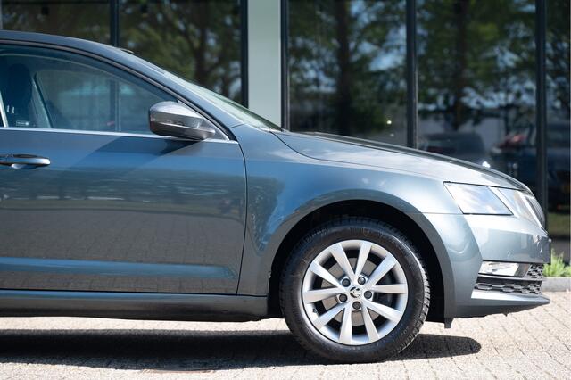 Skoda OCTAVIA 1.0 TSI 115pk DSG | Navi | Camera | Apple CarPlay | Stoelverw. | PDC