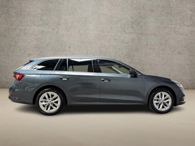 Skoda OCTAVIA Combi 1.0 TSI Sport (VIRTUAL COCKPIT, APPLE CARPLAY, GROOT NAVI, STOELVERWARMING, SPORTSTOELEN, GETINT GLAS, CRUISE, PARKEERSENSOREN, NIEUWSTAAT)