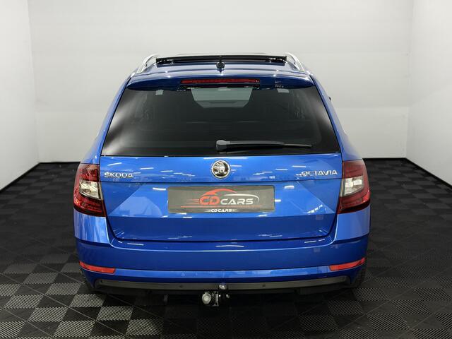 Skoda OCTAVIA Combi 1.0 TSI Greentech Style Business Panoramadak, Navi, Parkeersensoren, Keyless start, Cruise control, Stoelverwarming, A start stop, Lichtmetalen velgen