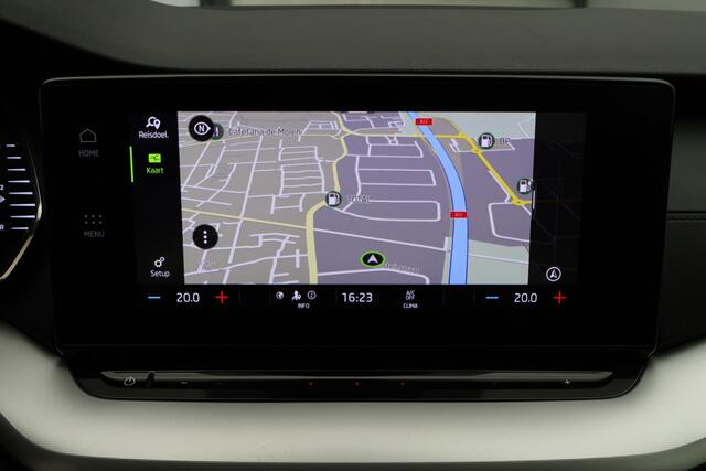 Skoda OCTAVIA Combi 1.0 TSI Business Edition Virtual Cockpit, Cruise, Apple Carplay, Sfeerverlichting, LED, DAB, PDC, 16''