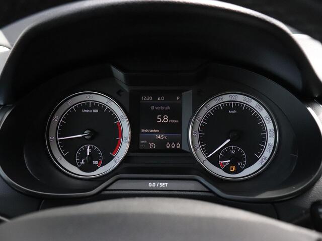 Skoda OCTAVIA Combi 1.0 TSI Greentech Ambition Business | DSG | STOELVERW. | PDC | APPLE CARPLAY | CRUISE | NAVI |