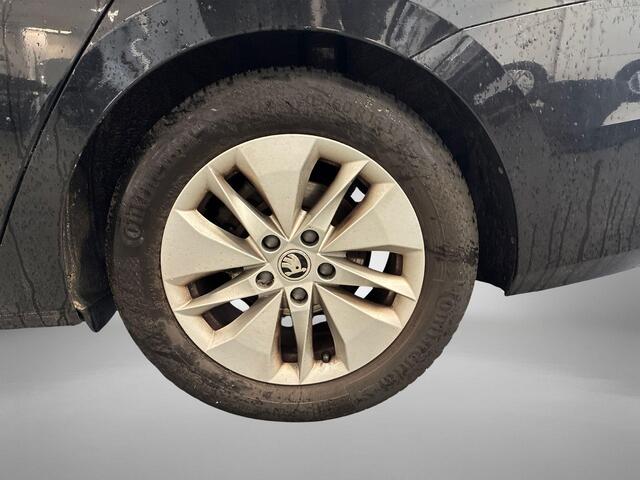 Skoda OCTAVIA Combi 1.0 e-TSI 110pk DSG Business Edition · Apple/Android Car Play · Wegklapbare Trekhaak · Navigatie · Stoelverwarming · Cruise Control · Garantie t/m 07-01-2028 of 100.000km