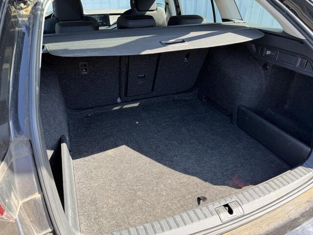 Skoda OCTAVIA Combi 1.0 e-TSI Business Edition | Trekhaak elektrisch wegklapbaar | Apple Carplay/Android Auto