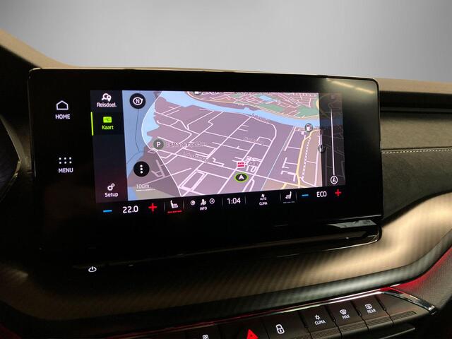 Skoda OCTAVIA Combi 1.4TSI 180kW/245PK iV PHEV RS · Navigatie · Leder/Alcantara · Apple/Android Car Play ·