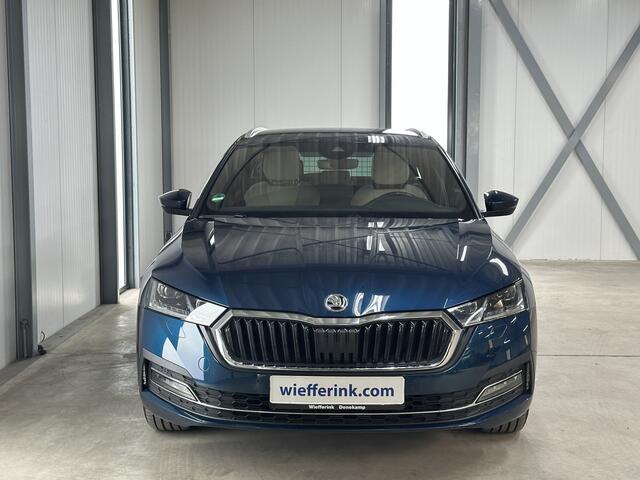 Skoda OCTAVIA Combi 1.5 e-TSI Business Edition Plus | Led | Leder | Acc | Trekhaak |