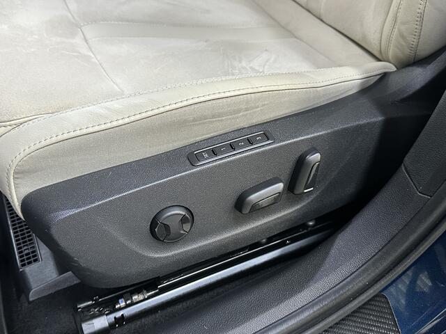 Skoda OCTAVIA Combi 1.5 e-TSI Business Edition Plus | Led | Leder | Acc | Trekhaak |