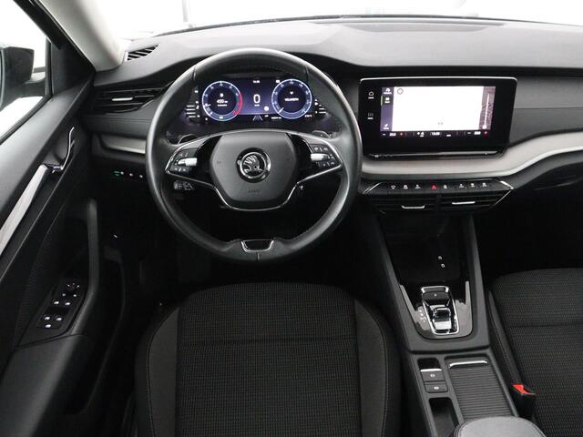 Skoda OCTAVIA 1.0 e-TSI Business Edition | Trekhaak | Adaptive cruise | Carplay | Navigatie | Keyless | Full LED | Parkeerhulp | Virtual Cockpit | Climate control