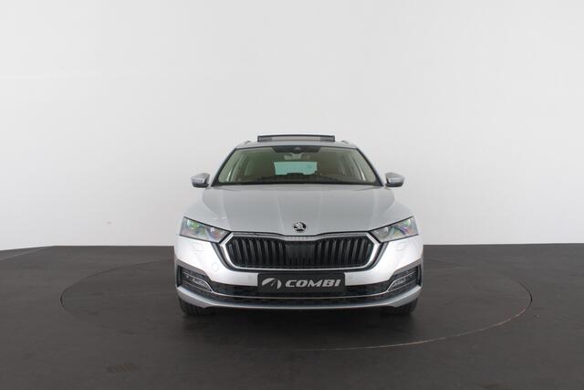 Skoda OCTAVIA Combi 1.4 TSI iV PHEV Style > Plug in Hybride/Pano.dak/Trekhaak/Winterpakket...